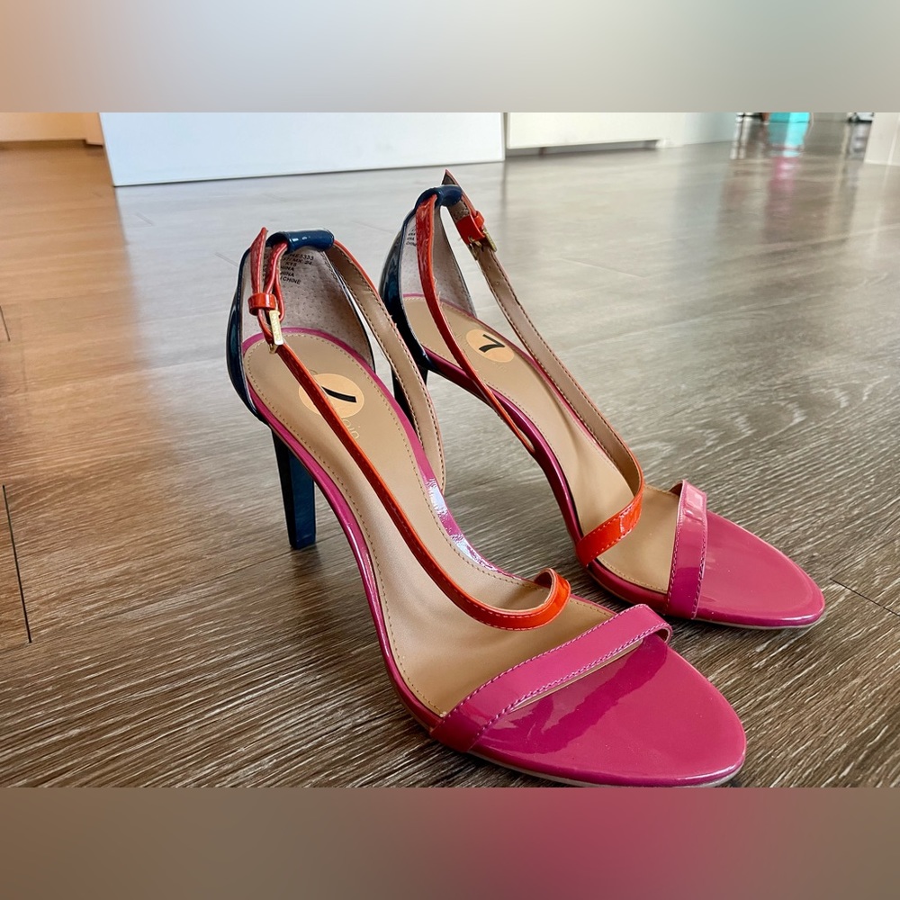 NEW Calvin Klein High heels